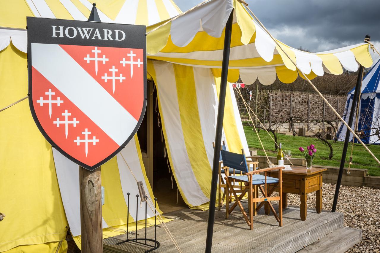 ホテル Leeds Castle Knights Glamping エクステリア 写真